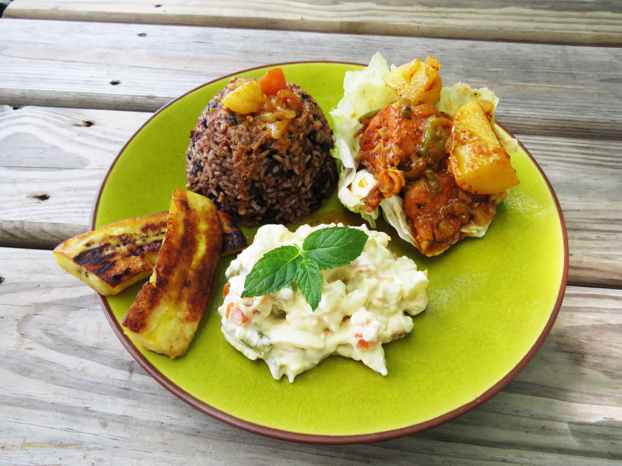 Belizean meals served daily family style.