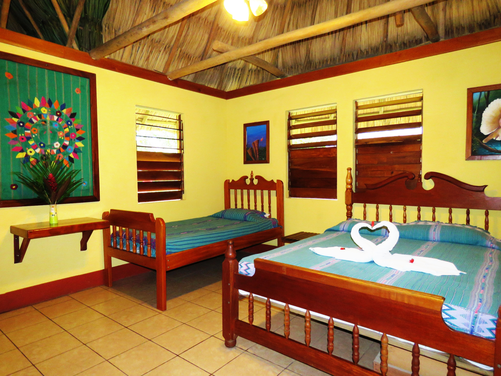 Valley View Cabanas, perfect for couples or families with one child. 1 Queen and 1 single bed.