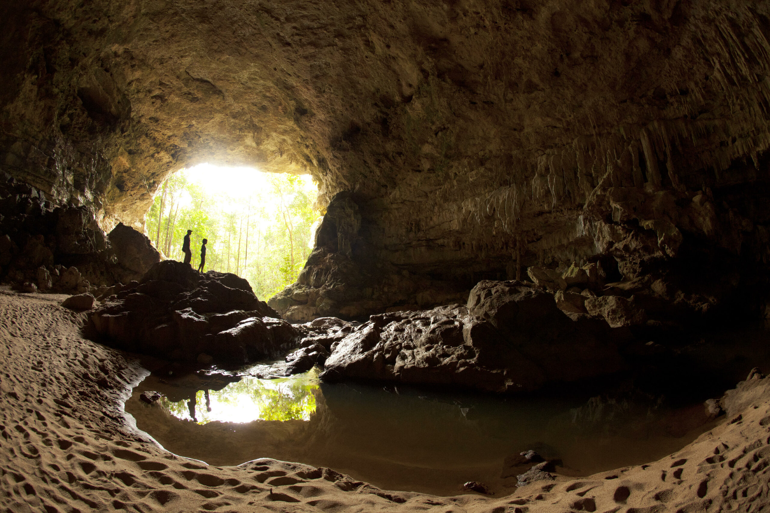 What to know before traveling to Belize cave